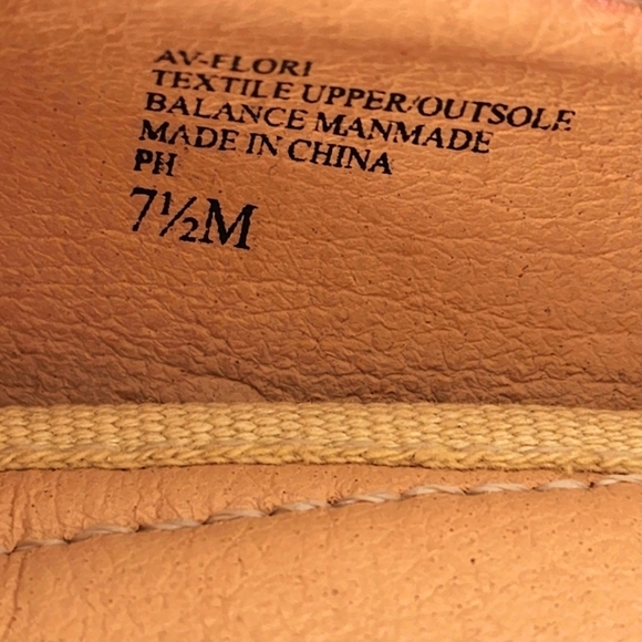 Adrienne Vittadini Flori Suede Pointed Toe Metallic Heel Pumps Size 7.5 - Picture 7 of 8